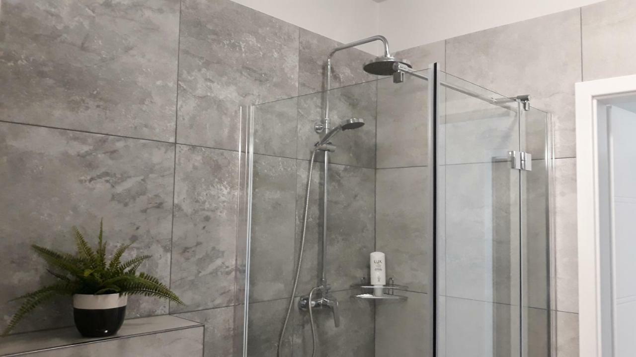 Liza Lux Apartments I Old Town Познань Экстерьер фото